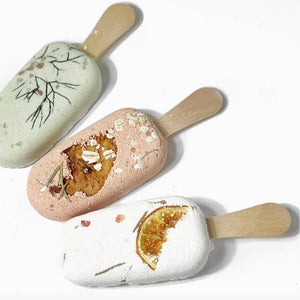 Apple and Wild Oats Mineral Rich Botanical Soak