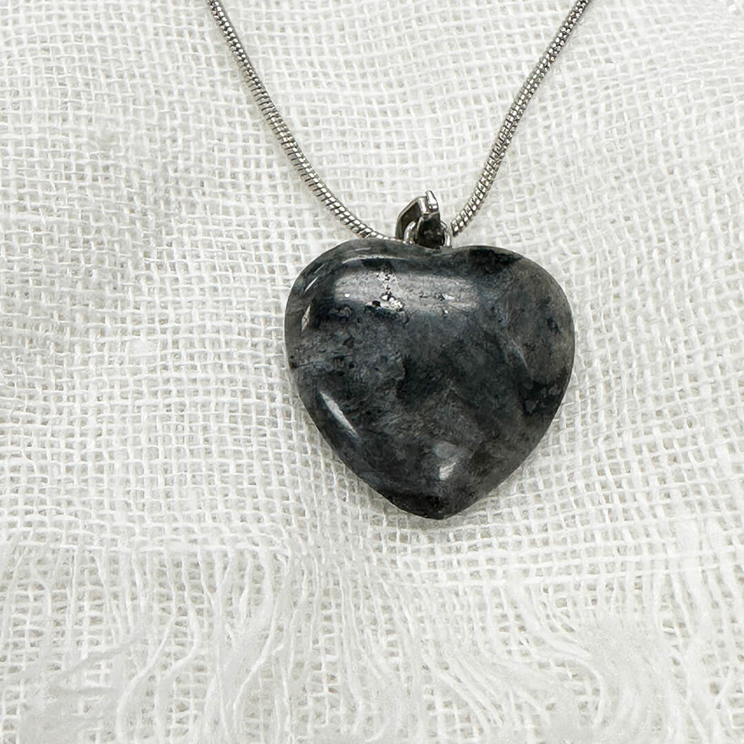 Heart-Shaped Lapis Lazuli Pendant Necklace | Wisdom & Truth