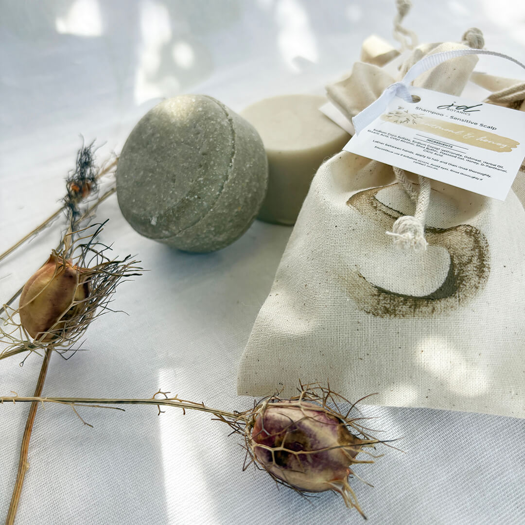 oatmeal and honey botanical shampoo bar for sensitive scalp