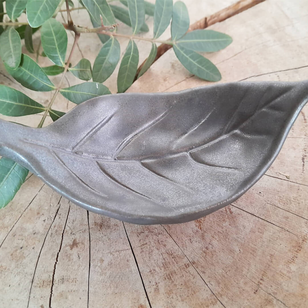 Small Handmade Ceramic Leaf Bowl - Charcoal