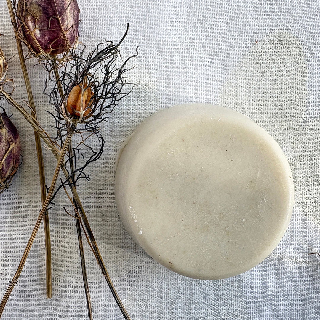 Oatmeal & Honey Botanical Conditioner Bar | Sensitive Scalp | Soothing Natural Shea Butter & Flaxseed Formula | JDBotanics
