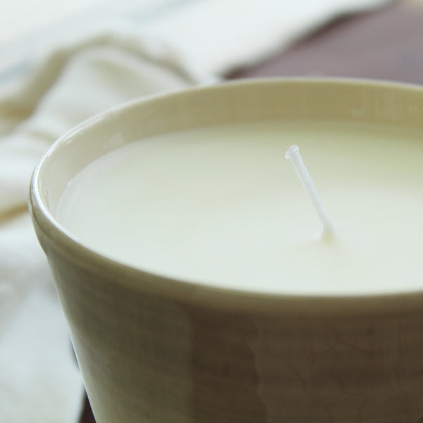 Scented Candle with Light Citrus Notes