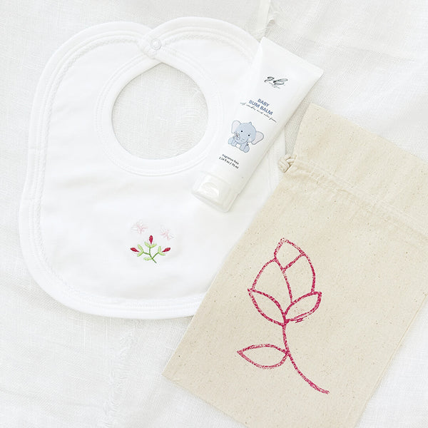 baby bib and bum balm gift set