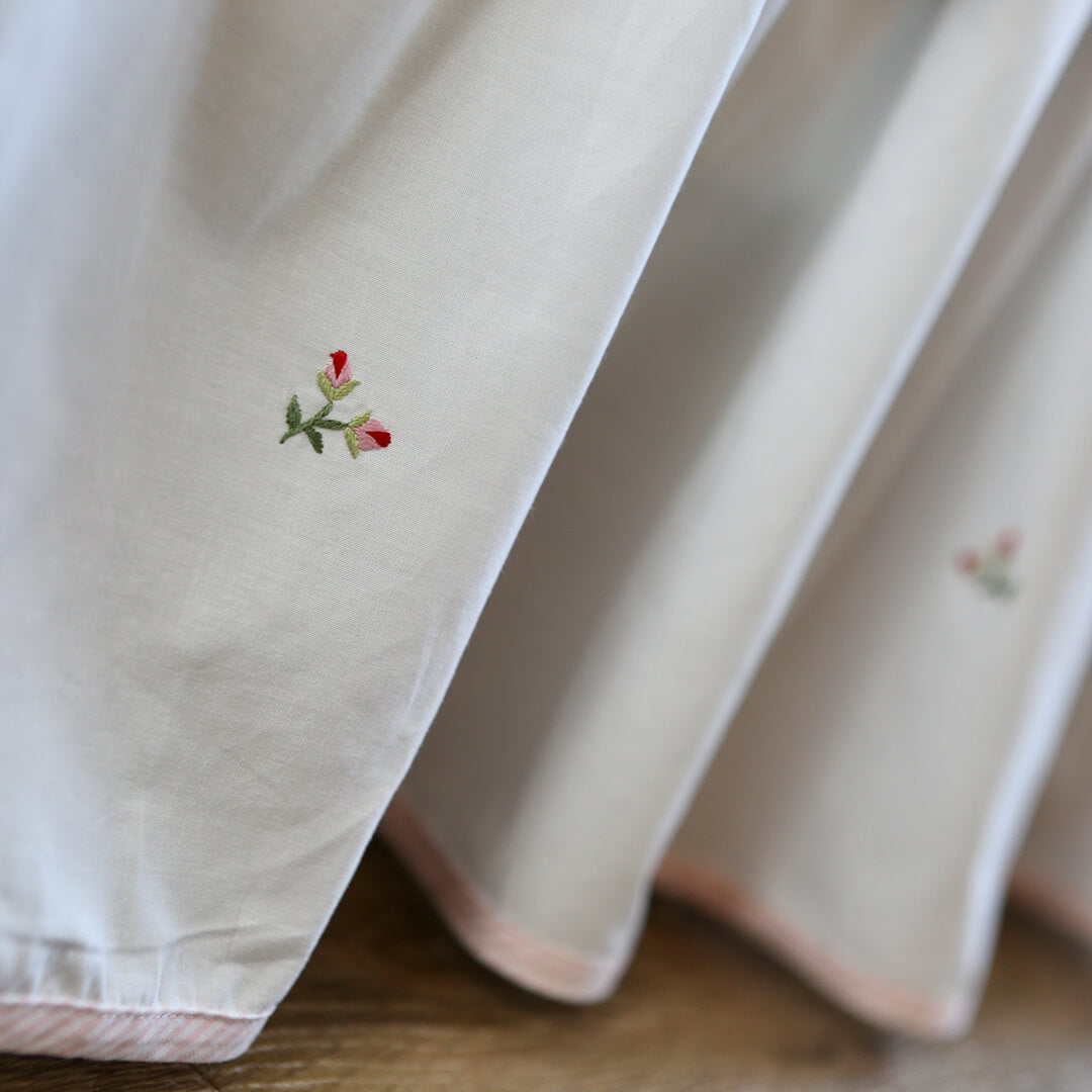 Gordonsbury Rosebud Crib Skirt