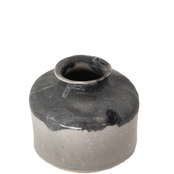 ceramic pot ideal for room fragrance perfume or flowers