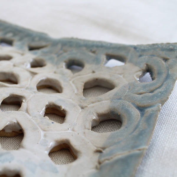 Ceramic Lattice Platter French Blue