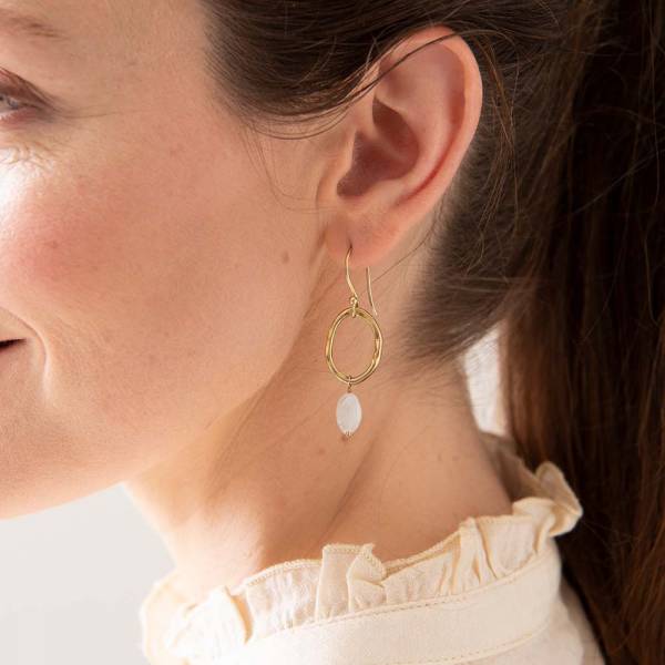 graceful moonstone gold earrings